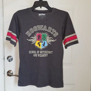 $5 SALE * youth medium Hogwarts School Harry Potter dark grey tee